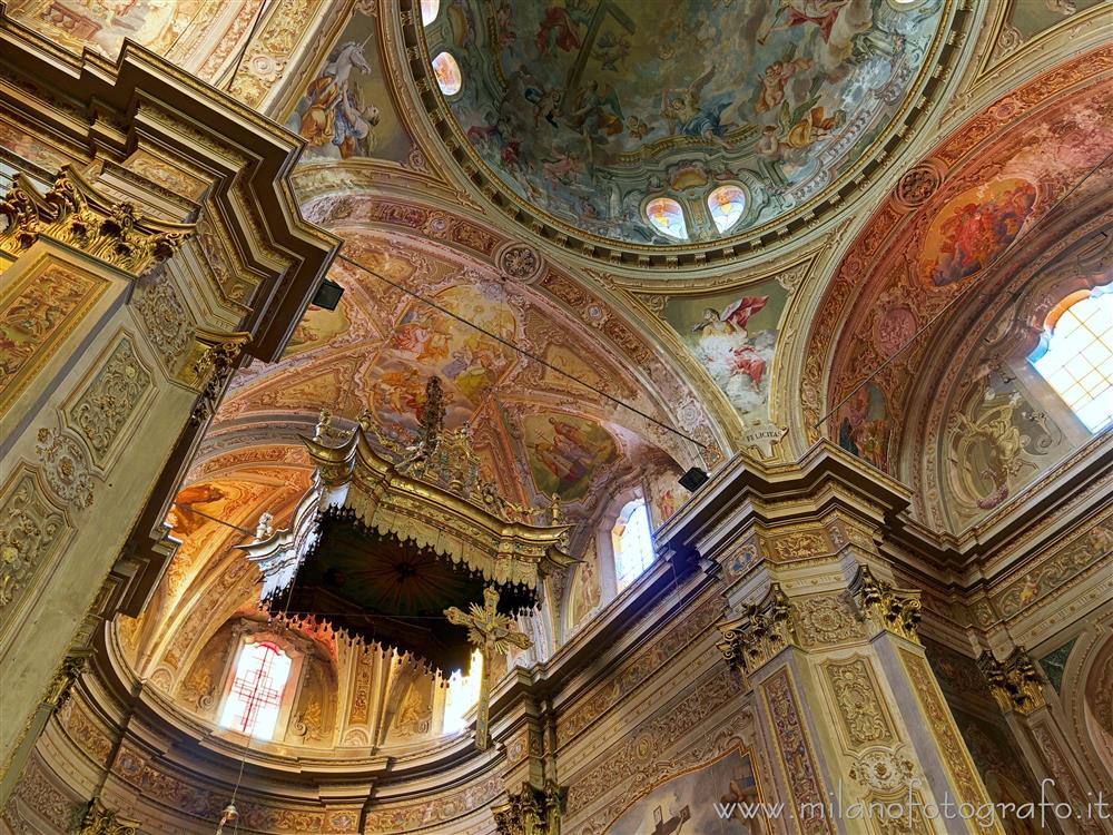 Carpignano Sesia (Novara, Italy) - Colorful ceiling of the Church of Santa Maria Assunta
